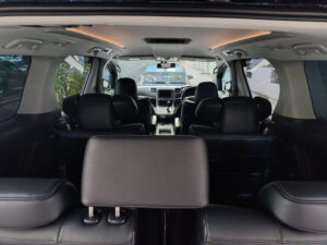 მინივენის დაქირავება დღიურად